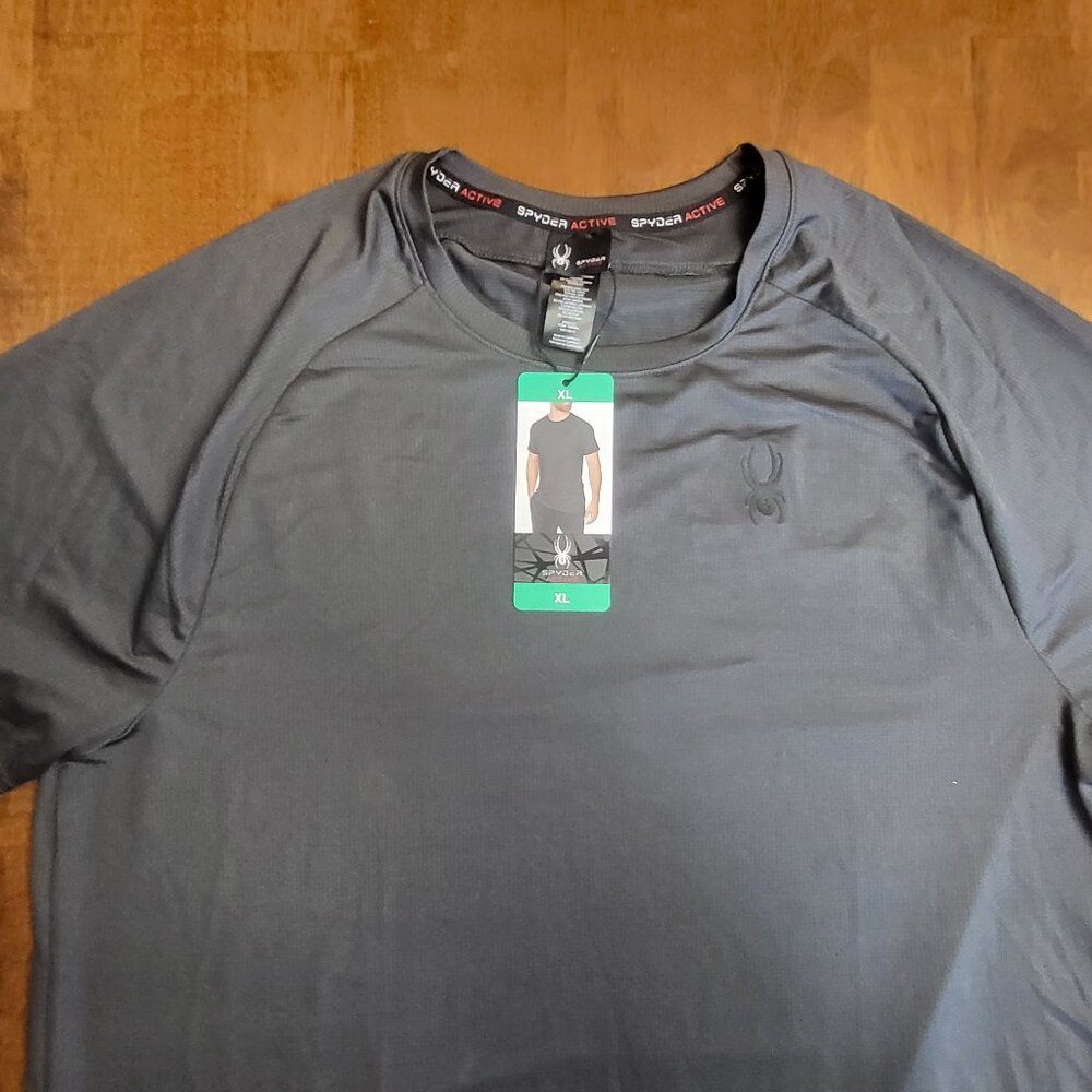 Spyder ~ Sz XL ~ Lightweight Spyder TShirt ~ NWT